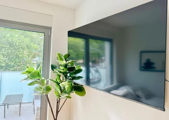Apartamento Rooftop With Balcony & Free Parking