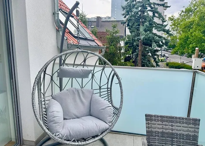 Apartamento Rooftop With Balcony & Free Parking *